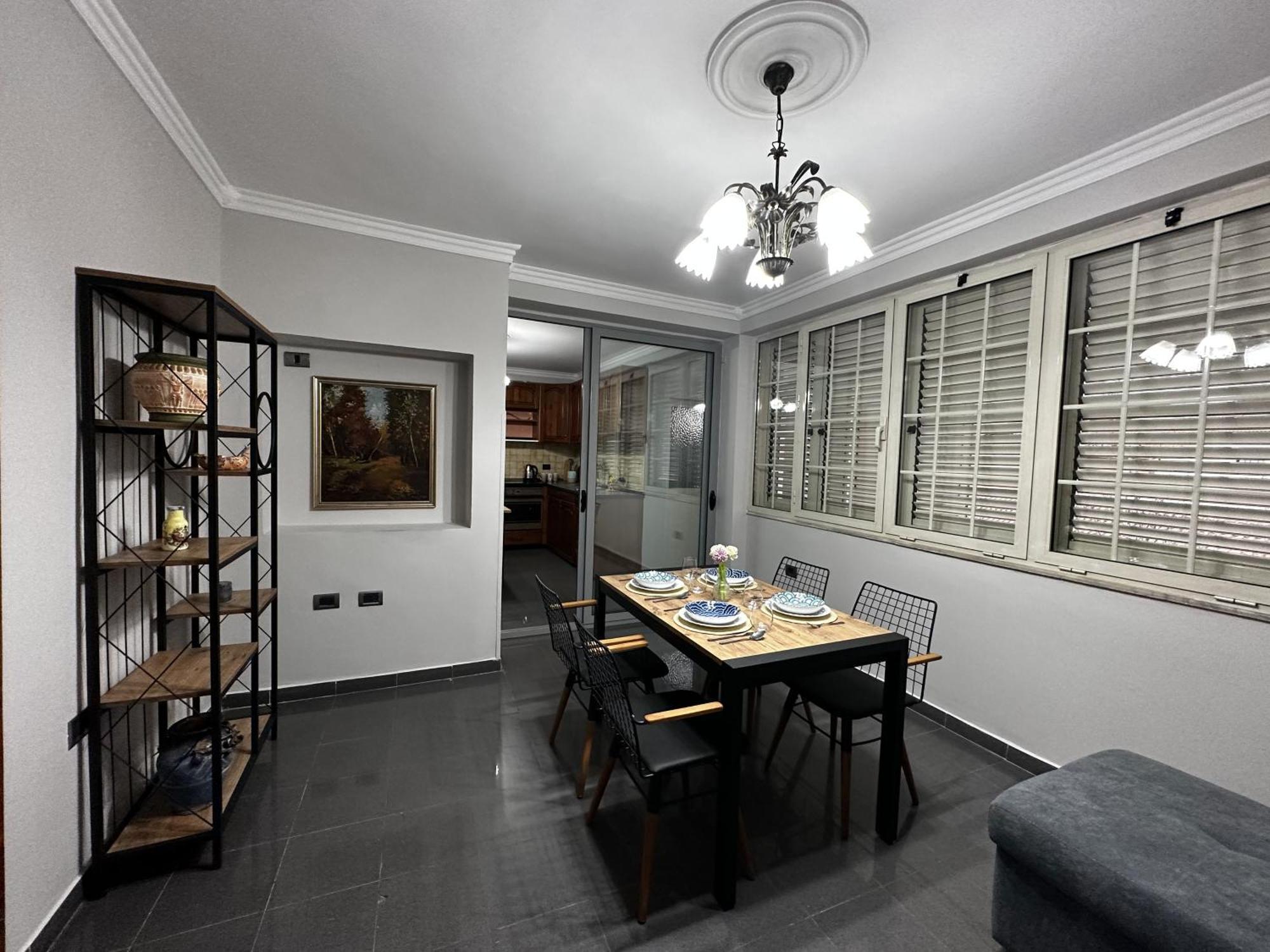 Tirana Treasure: Chic 2Br-Apartment 8Min To Skanderbeg Place Exteriör bild