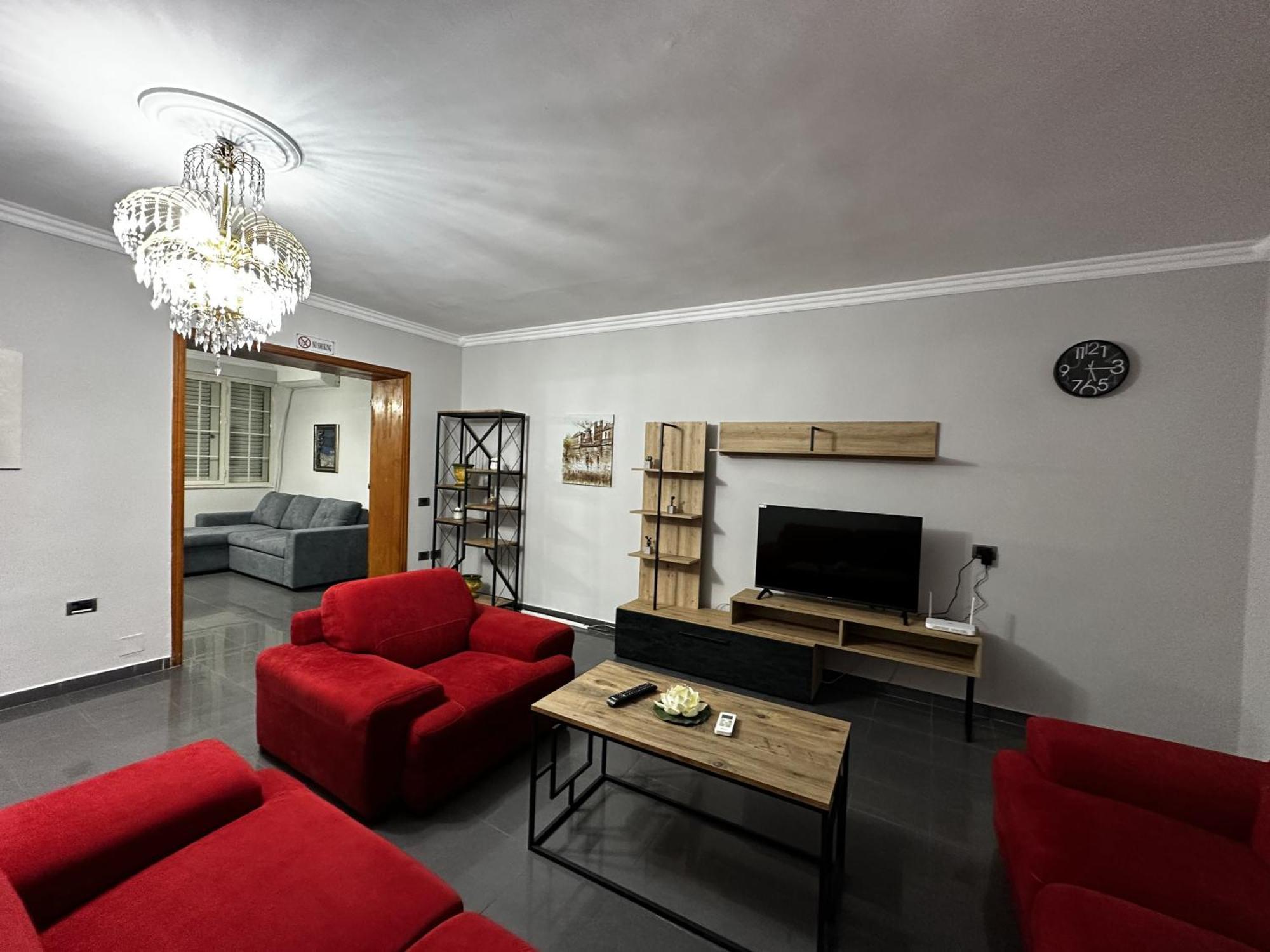 Tirana Treasure: Chic 2Br-Apartment 8Min To Skanderbeg Place Exteriör bild