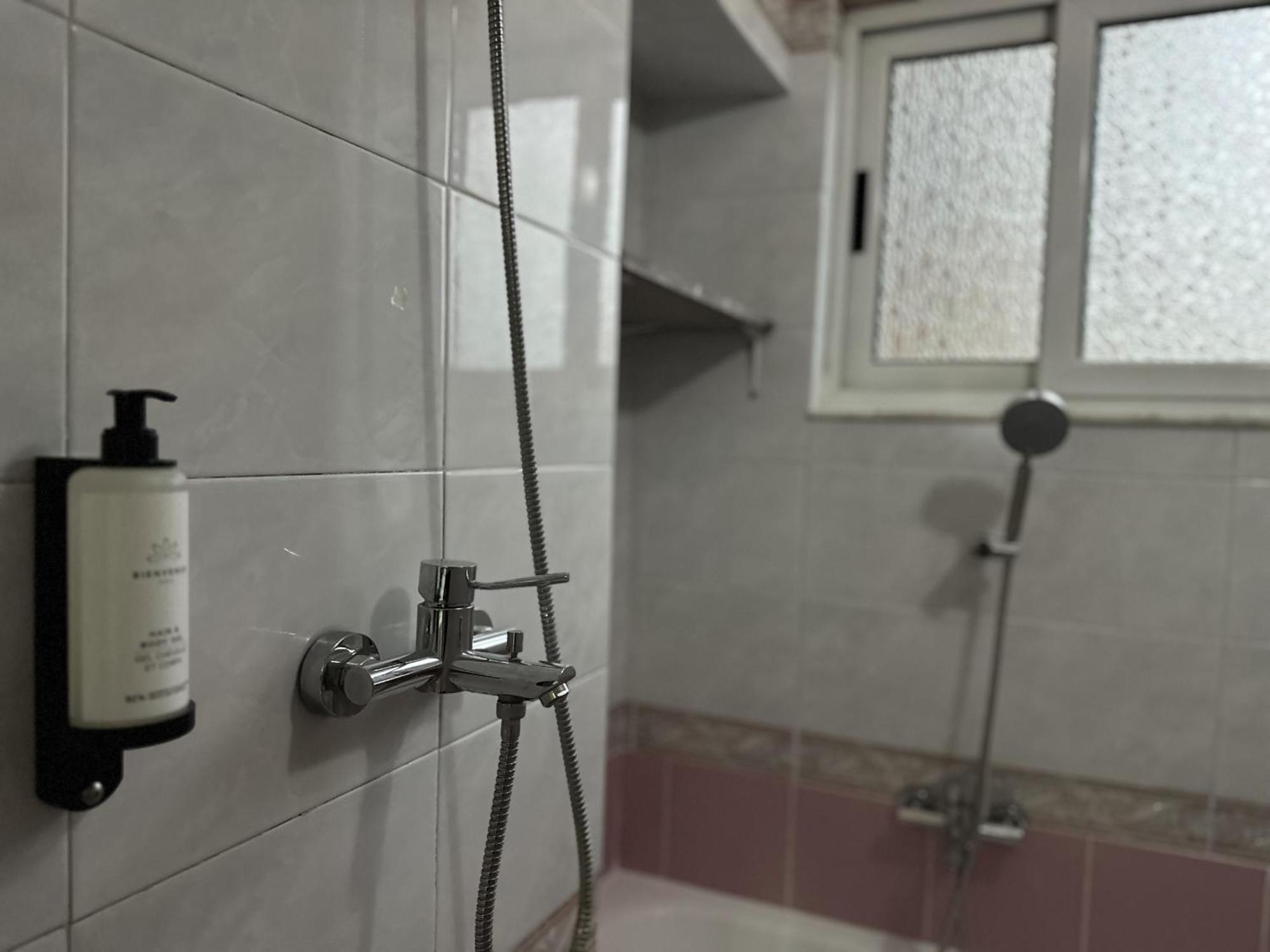 Tirana Treasure: Chic 2Br-Apartment 8Min To Skanderbeg Place Exteriör bild